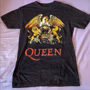 ✨Queen Band Hot Topic Dark Gray T-Shirt